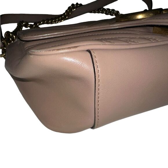 Authentic Gucci GG Small Marmont Matelasse Shoulder Bag - Picture 4 of 8